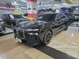 2023 BMW 735i 3.0 M Sport Sedan