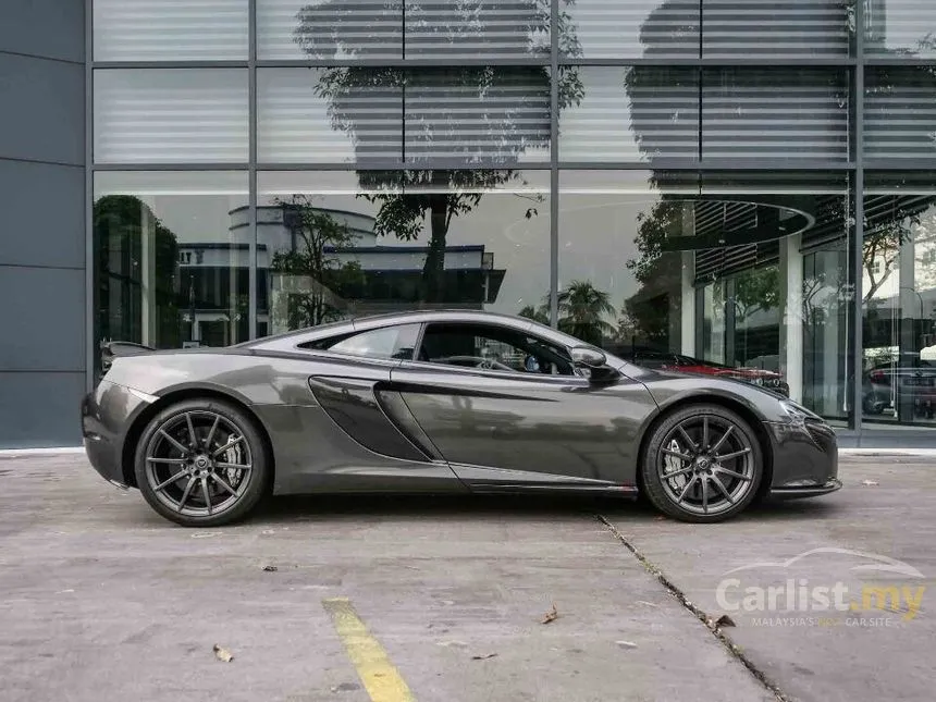 2014 McLaren 650S Coupe Coupe