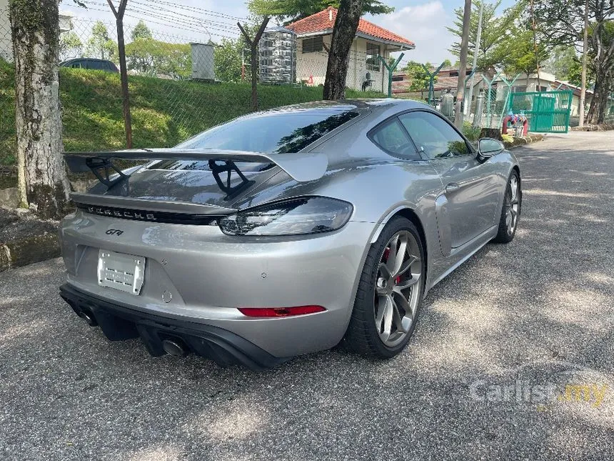 2022 Porsche 718 Cayman GT4 Coupe