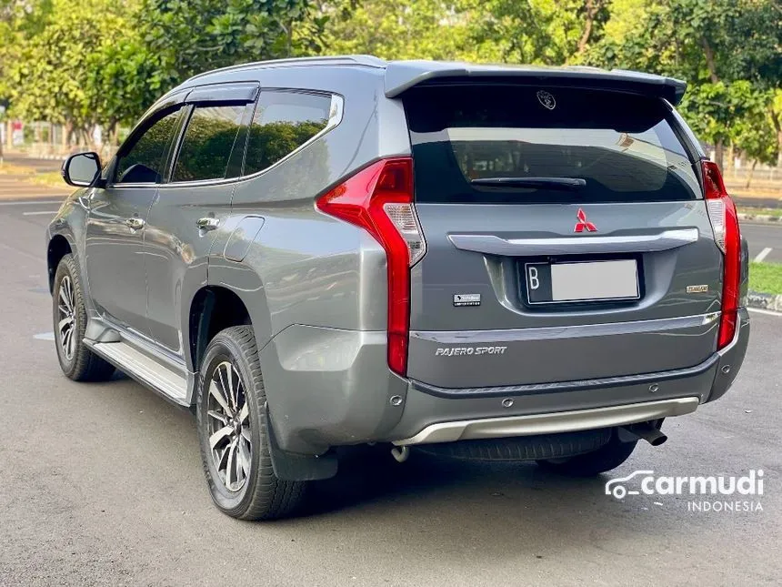 2016 Mitsubishi Pajero Sport Dakar SUV