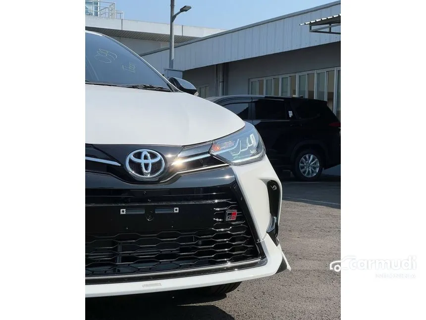 2024 Toyota Yaris S GR Sport Hatchback