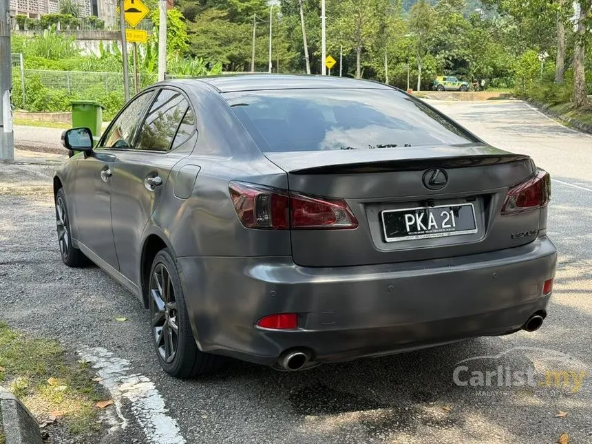 2011 Lexus IS 250 Luxury Sedan