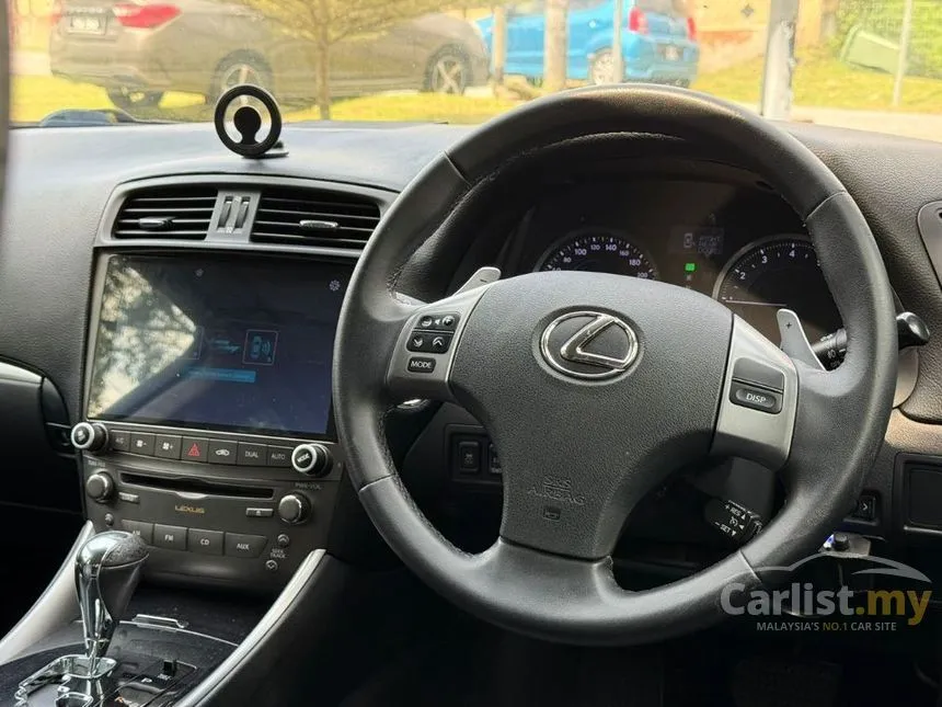 2011 Lexus IS 250 Luxury Sedan