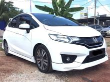 Actual Year 2014 Honda Jazz 1.5 V i-VTEC (AT) Keyless Push Start Aerokit *No SST*