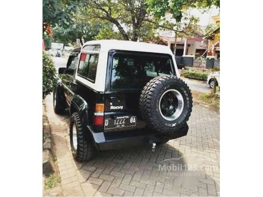 Jual Mobil Daihatsu Taft 2002 Rocky 2 8 Di Jawa Barat Manual Suv Hitam Rp 77 000 000 5648074 Mobil123 Com