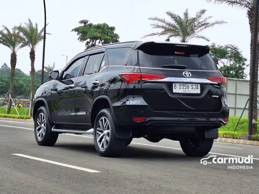 2019 Toyota Fortuner VRZ 4X2 SUV