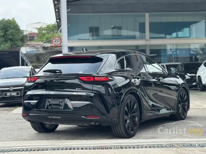 2024 Toyota Crown Sport Z PHEV SUV