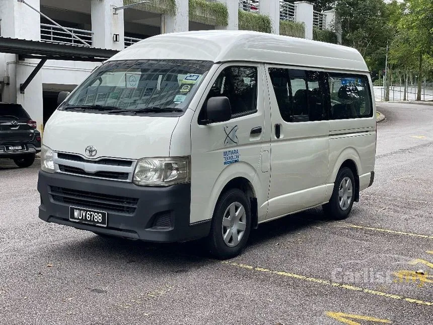 2011 Toyota Hiace Window Van