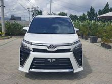 2019 Toyota Voxy 2,0 at white
