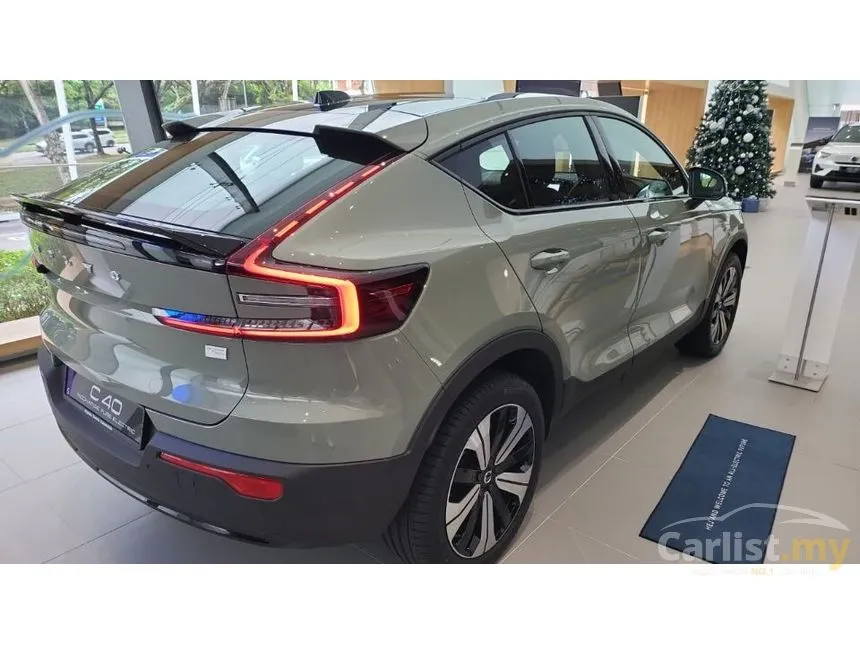 2022 Volvo XC40 Recharge P8 SUV