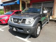 2010 Nissan Navara 2.5 Pickup Truck LE