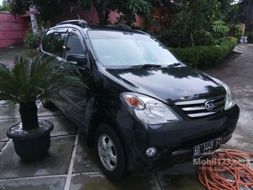 Jual Mobil Daihatsu Xenia 2006 Li Family 1 0 Di Yogyakarta Manual Mpv Hitam Rp 76 000 000 4496174 Mobil123 Com