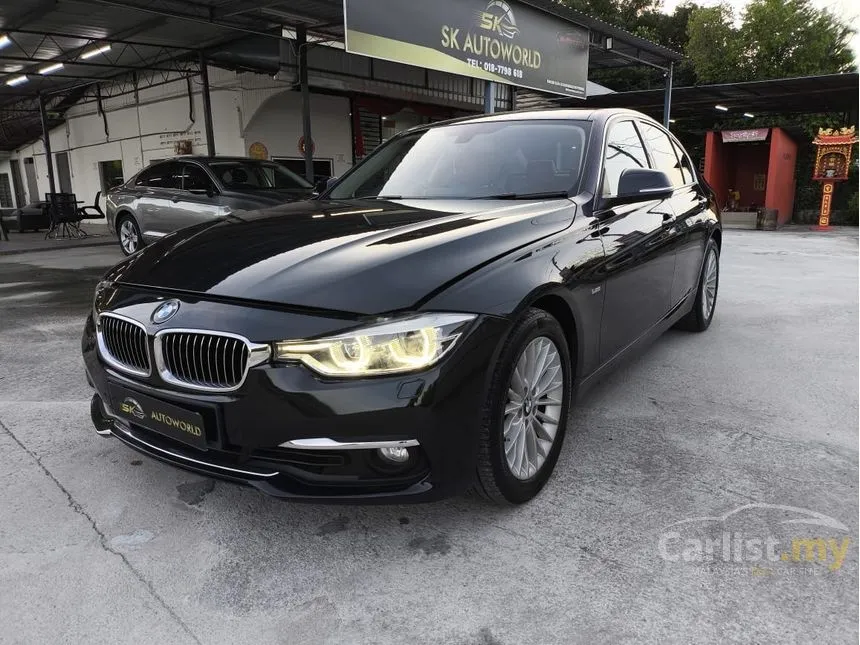 2016 BMW 318i Luxury Sedan