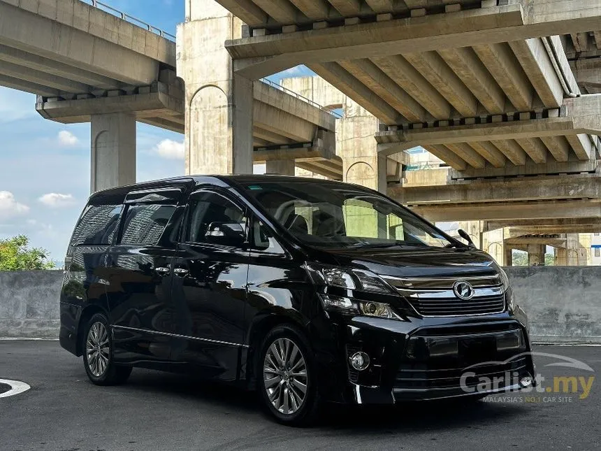 2013 Toyota Vellfire Z MPV