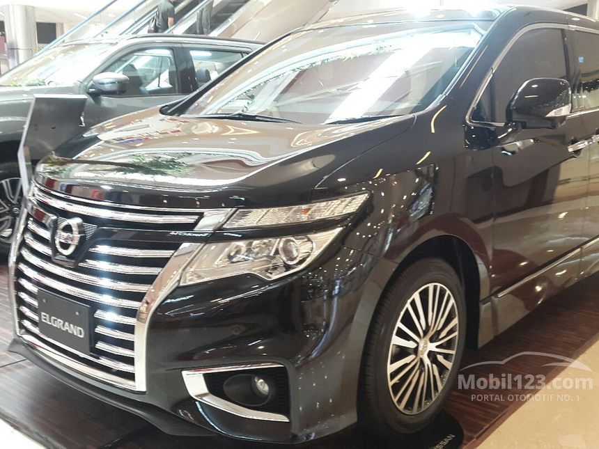 Nissan elgrand 2018