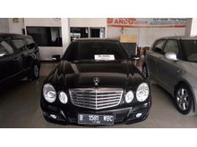 2009 Mercedes-Benz E200K