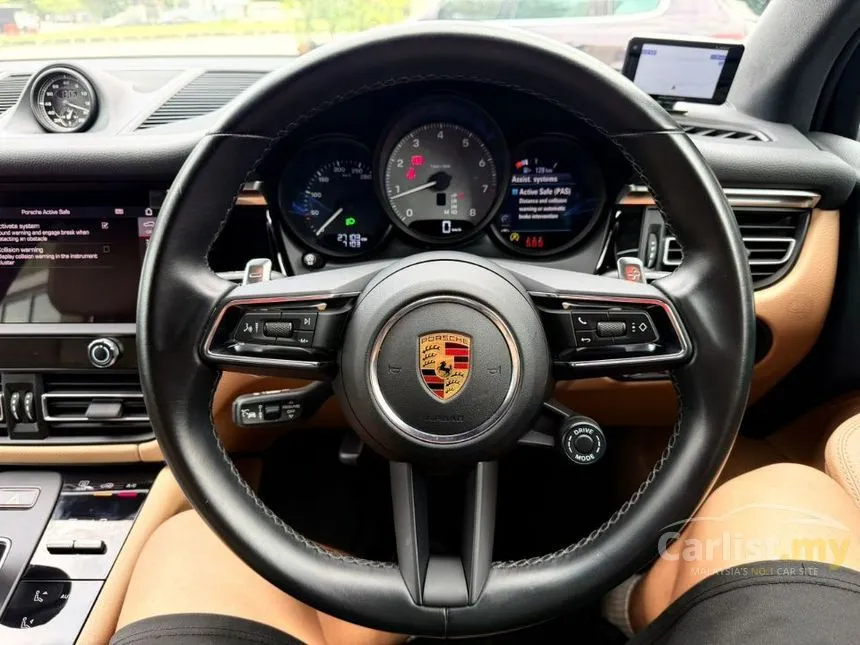 2021 Porsche Macan Turbo SUV