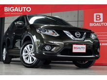 2015 Nissan X-Trail 2.0 (ปี 14-17) V 4WD SUV