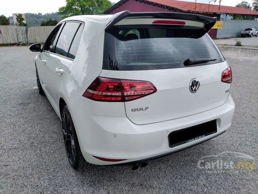 2016 Volkswagen Golf Highline Hatchback