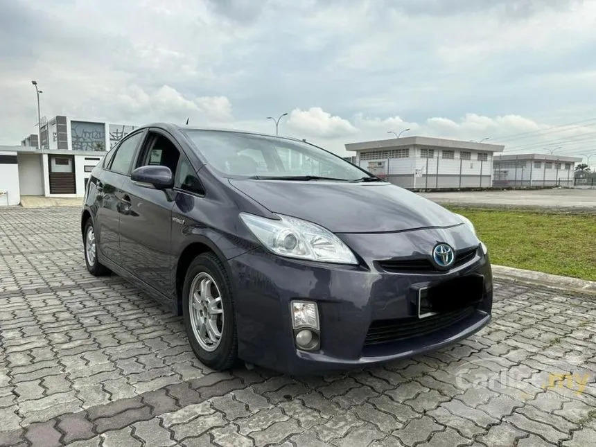Used 2012 Toyota Prius 1.8AT Hybrid Hatchback - Carlist.my