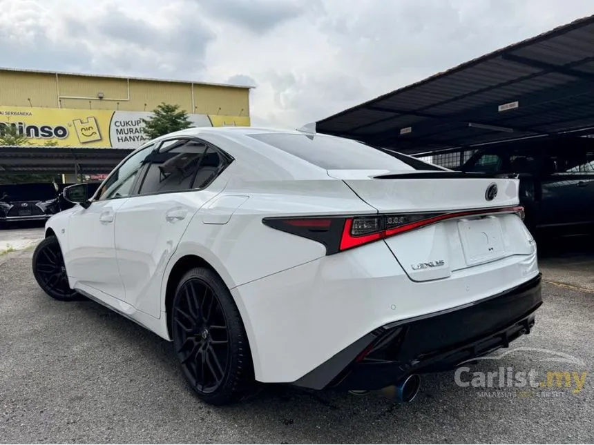 2022 Lexus IS 300 F Sport Sedan