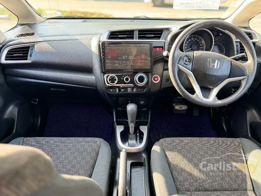 2015 Honda Jazz E Hatchback