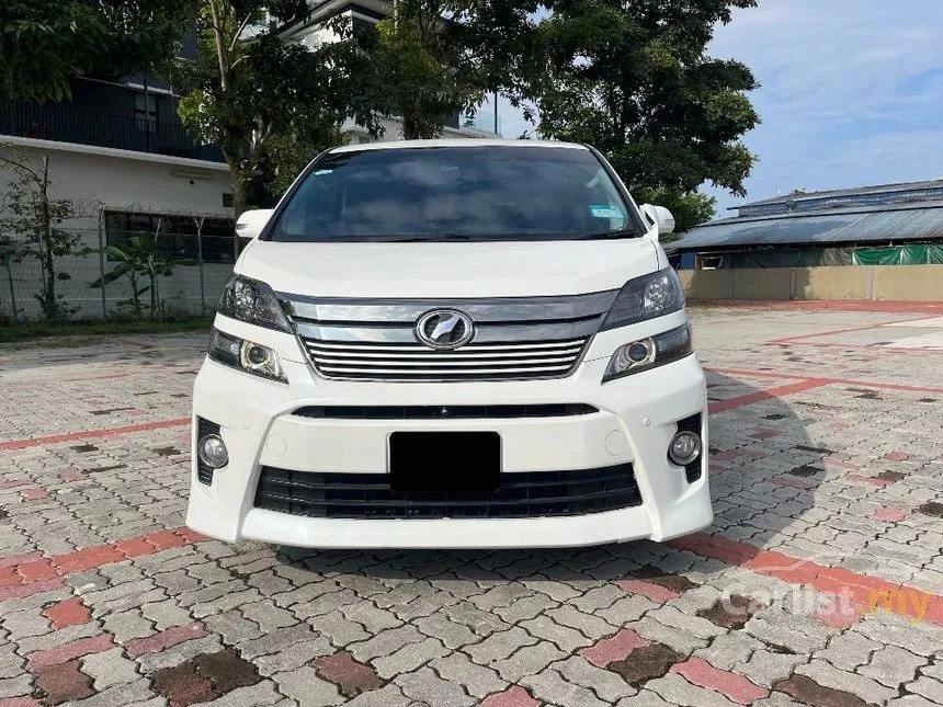 2013 Toyota Vellfire Z Golden Eyes MPV