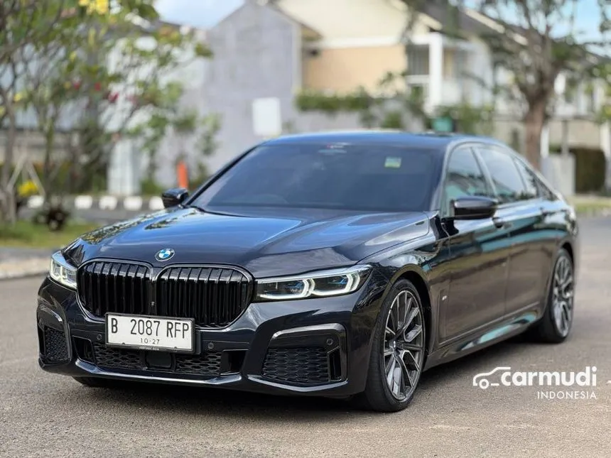 2022 BMW 730Li M Sport Sedan