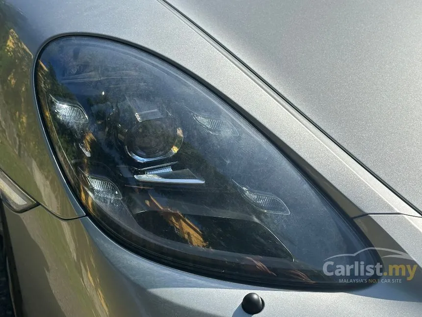 2022 Porsche 718 Cayman GT4 Coupe