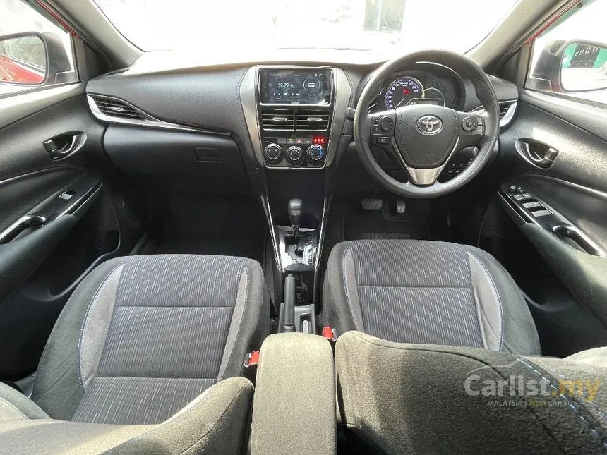 2021 Toyota Yaris E Hatchback