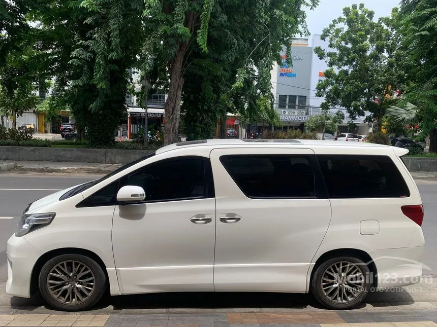 2014 Toyota Alphard SC MPV