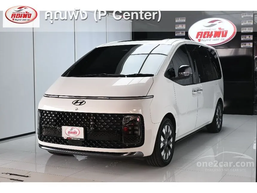 2023 Hyundai Staria Premium Van