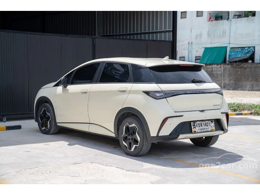 2023 BYD Dolphin Standard Range Hatchback