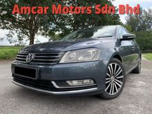 2012 Volkswagen Passat 1.8 TSI Sedan FULL SPEC LEATHER SEAT ONE ONER LOW MILEAGE TURBO CHARGE