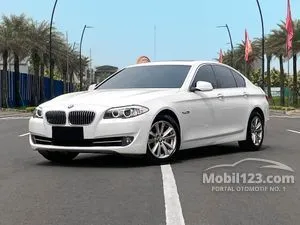 2013 BMW 520i 2.0 Luxury Sedan