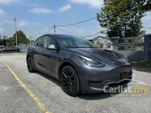 2023 TESLA Model Y Standard Range SUV