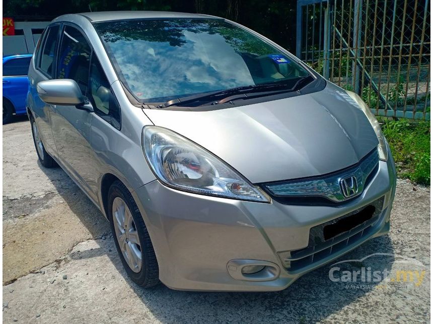 Honda Jazz 2012 Hybrid 1.3 In Kuala Lumpur Automatic Hatchback Silver 