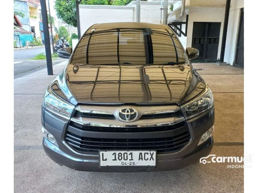 Jual Mobil Toyota Kijang Innova 2018 G 2.4 di Jawa Timur Automatic MPV Abu