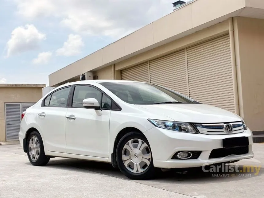 2013 Honda Civic Hybrid Sedan