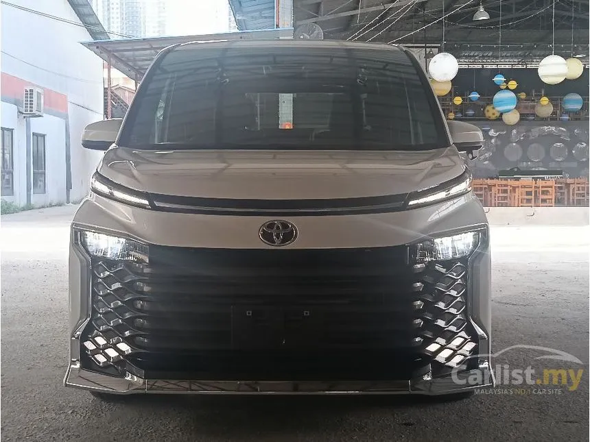 2023 Toyota Voxy S-Z MPV
