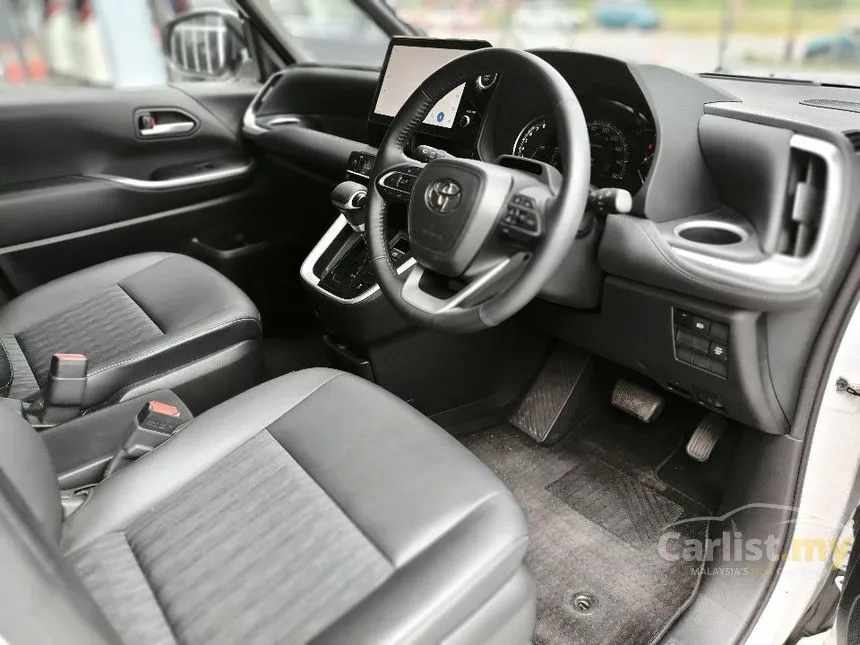 2023 Toyota Noah S-Z MPV