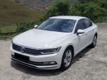 2017 Volkswagen Passat 1.8 TSI Comfortline Sedan-hi spec-facelift-daylight-power boot-leather memory seat-push start-2yrs warranty coverage-cash back