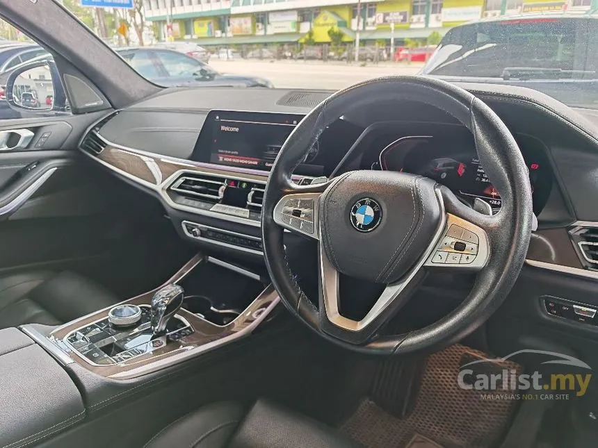 2022 BMW X7 xDrive40i Pure Excellence SUV