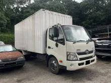 2018 Hino 300 Series-XZU720 POWER - XZU720R-HKMQK3 4.0 Lori Cargo (M) *1 YEAR WARRANTY_NO ACCIDENT_GOOD CONDITION_FAST APPROVAL*