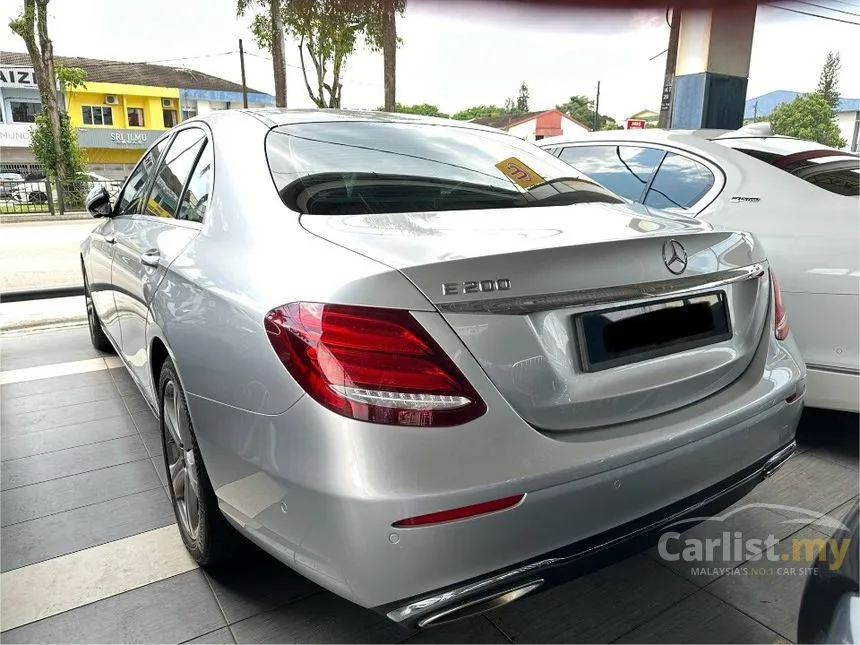 2016 Mercedes-Benz E200 Avantgarde Sedan