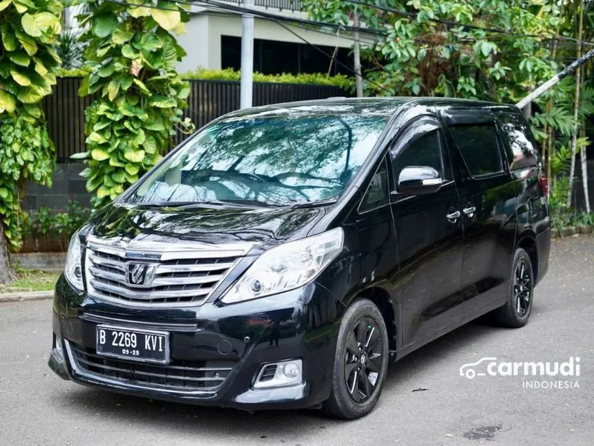 2013 Toyota Alphard G MPV