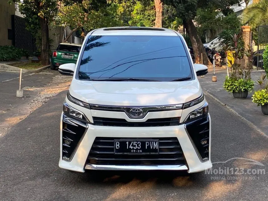 Jual Mobil Toyota Voxy 2019 2.0 di DKI Jakarta Automatic Wagon Putih Rp 315.000.000