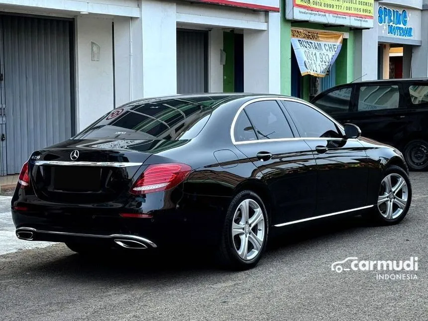 2017 Mercedes-Benz E250 Avantgarde CBU Sedan