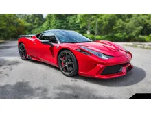 2013 Ferrari 458 4.5 Italia Coupe / Carbon Ferrari badge / IPE exhaust / Carbon dashboard / Carbon spoiler / NEW CAR CONDITION