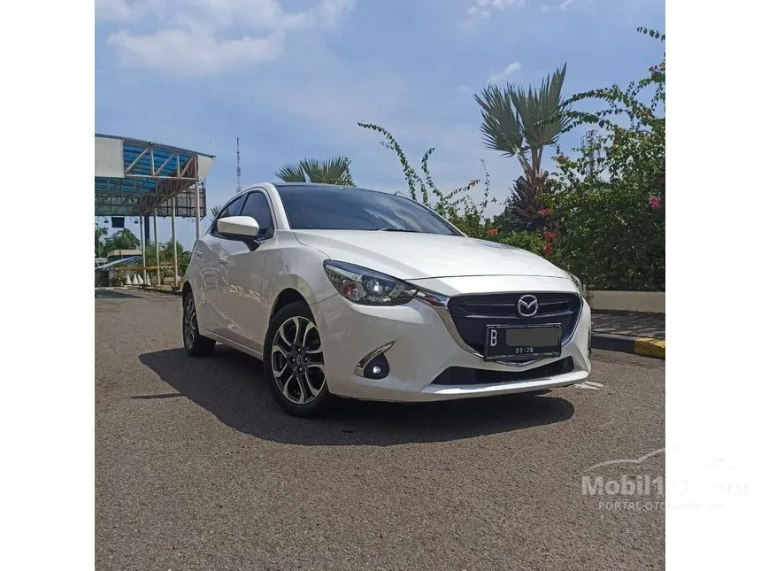 Jual Mobil Mazda 2 2017 R 1.5 di DKI Jakarta Automatic Hatchback Putih Rp 178.000.000